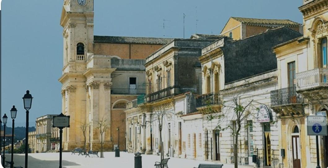 La Fiorita Apartment Canicattini Bagni Екстериор снимка